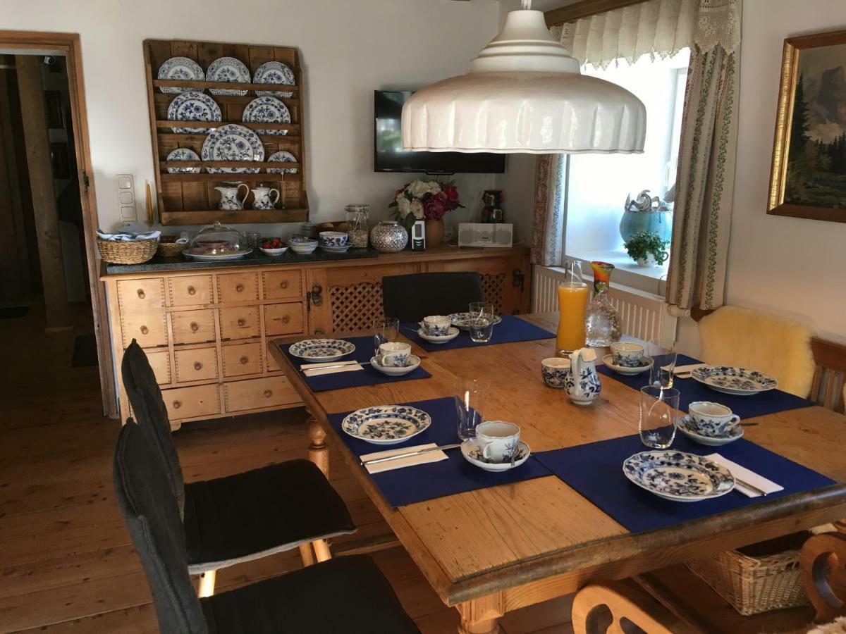 Bed and Breakfast Landlust Ischl Бад-Ишль Экстерьер фото