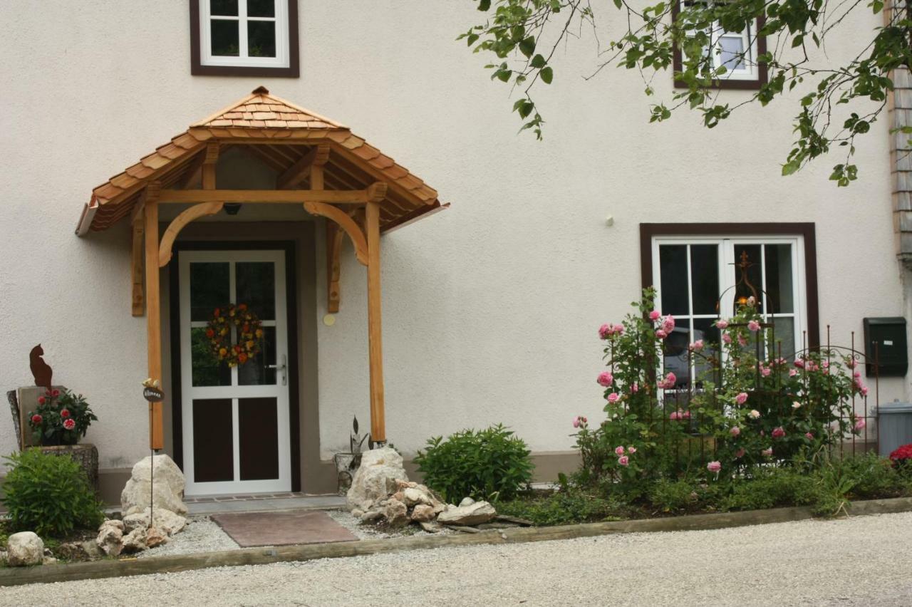 Bed and Breakfast Landlust Ischl Бад-Ишль Экстерьер фото