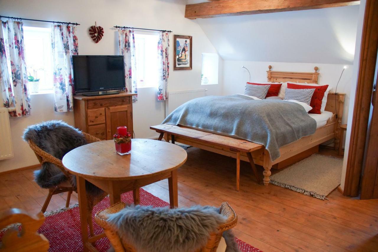 Bed and Breakfast Landlust Ischl Бад-Ишль Экстерьер фото