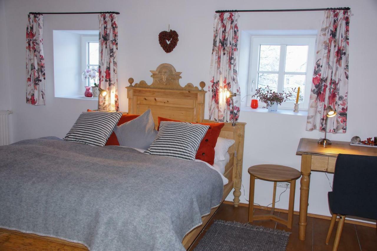 Bed and Breakfast Landlust Ischl Бад-Ишль Экстерьер фото